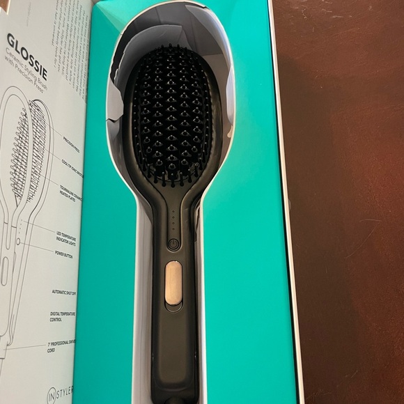 InStyler Glossie Black Hair Straightening Brush - Picture 1 of 2